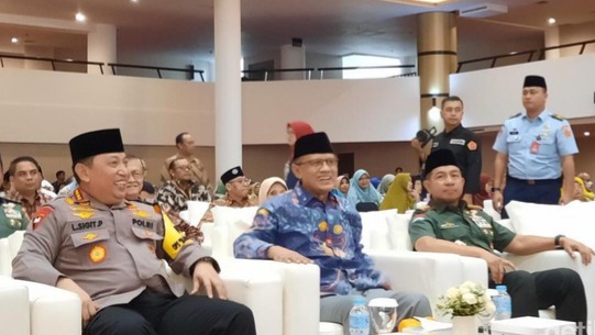 kapolri jenderal listyo sigit ketum pp muhammadiyah haidar nasir dan panglima tni agus subiyanto 1 169 Jurnal Sepernas